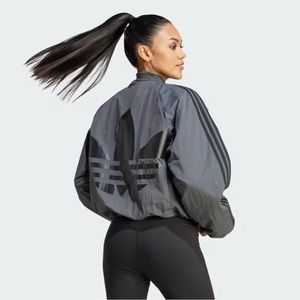 sold out NWT ADIDAS BACK TREFOIL OVERSIZED SST JACKET